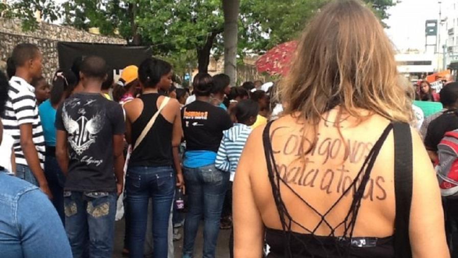 El mundo recuerda la violencia contra las mujeres este domingo