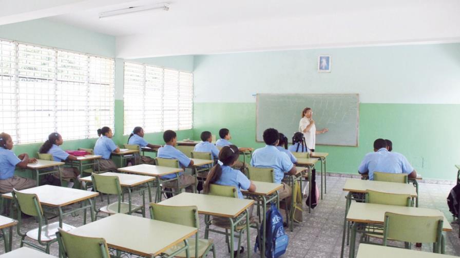 82.7% de las escuelas muestran deficiencias