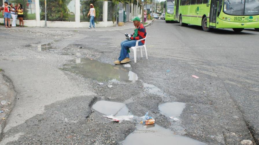 Boquetes afectan sector Las Caobas