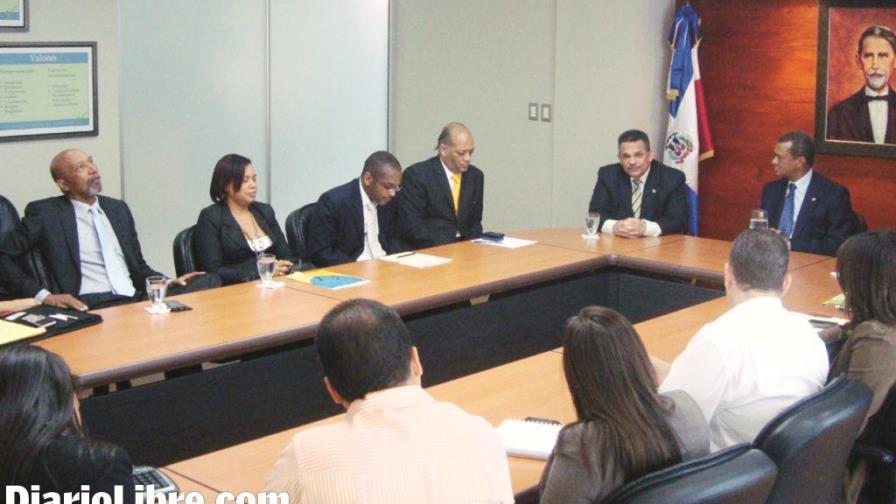 Más 80% viceministros son inorgánicos