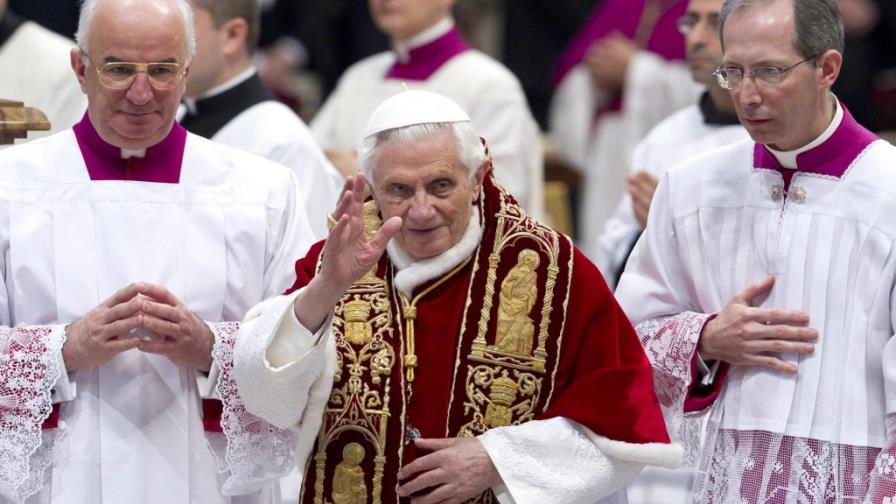 El mayordomo del papa sigue bajo arresto