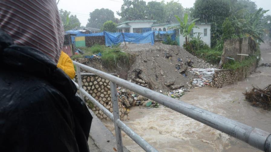 Más de 12,500 desplazados y 104 comunidades aisladas por las lluvias