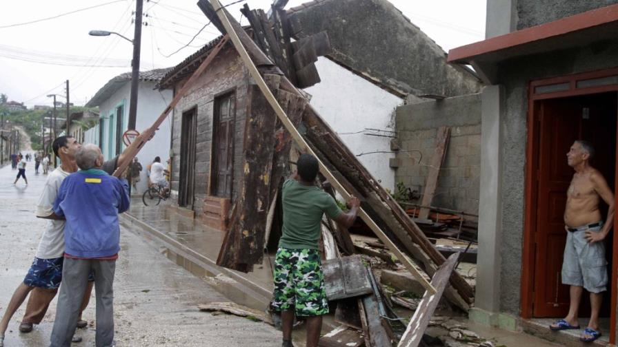 Sandy deja 21 muertos a su paso por el gran Caribe