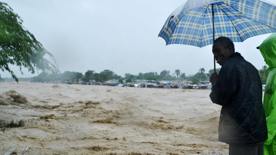 Aumenta a 16 el número de muertos en Haití a causa del huracán Sandy Aumenta a 16 el número de muertos en Haití a causa del huracán Sandy