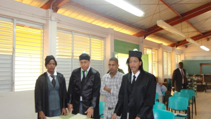 Empiezan a descongestionar cárcel La Victoria; liberan reos habían cumplido penas Empiezan a descongestionar cárcel La Victoria; liberan reos habían cumplido penas