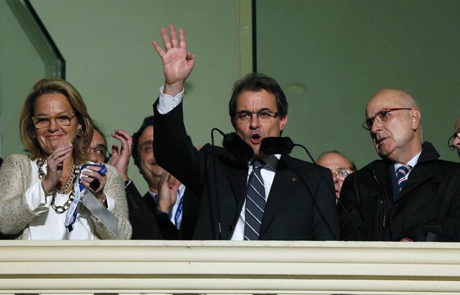 Cataluña rechaza el plan de independencia de Artur Mas