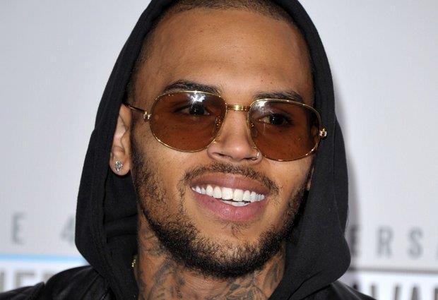 Chris Brown cierra su cuenta de Twitter tras pelea con comediante