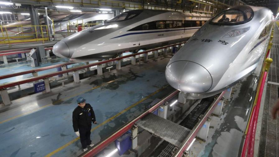 Probando los trenes en China
