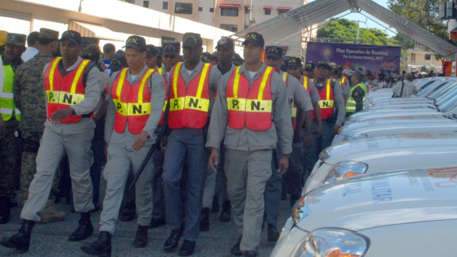 Policías de RD tienen uno de los salarios más bajos de la región Policías de RD tienen uno de los salarios más bajos de la región