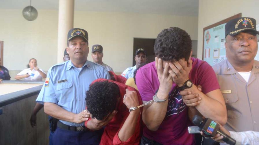 Envían a Najayo por tres meses a cuatro acusados de hackeo