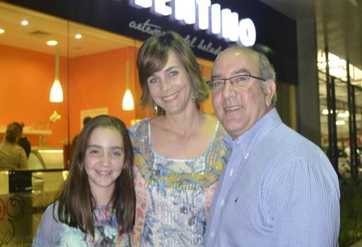 Inauguran nueva franquicia de los helados Valentino