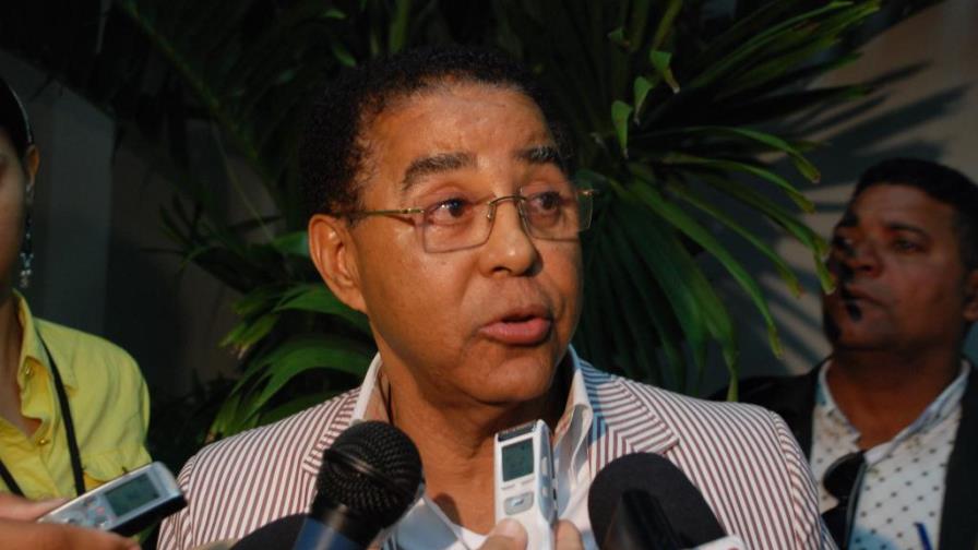 PRD somete a Diandino Peña por supuesta sobrevaluación del Metro