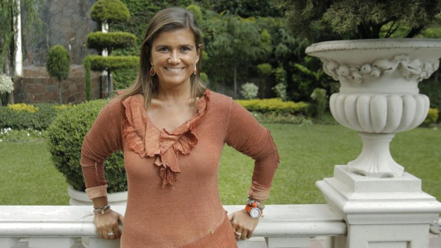 Chilena Pilar Sordo alerta contra masculinización de la mujer en el poder