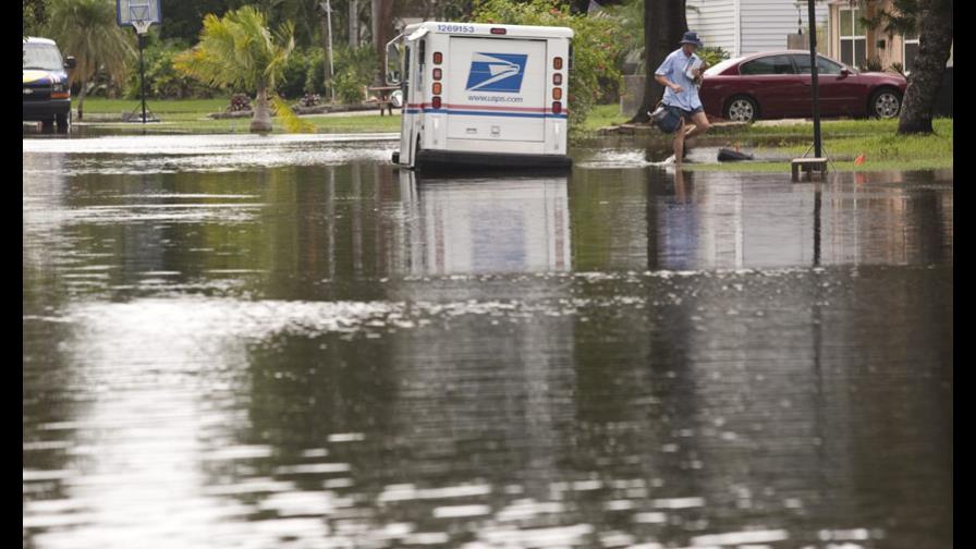 Al menos tres personas muertas en Florida por Debby