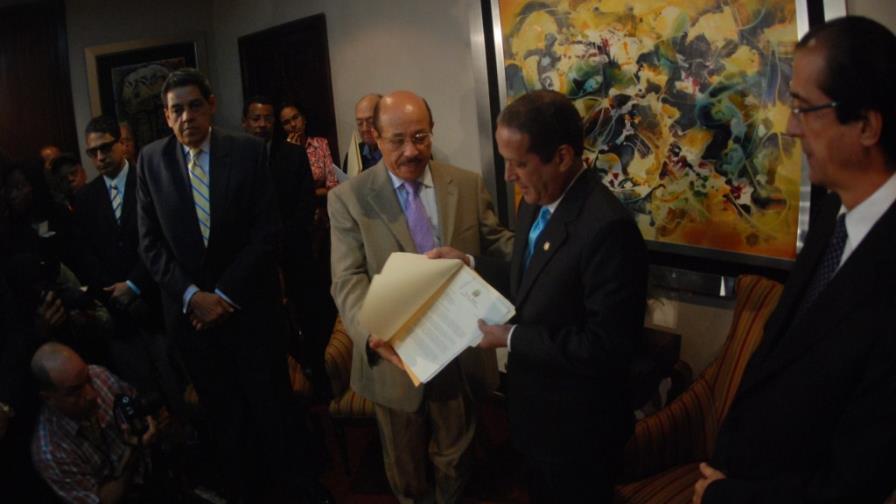 CREES estima reforma no enfrenta crisis fiscal