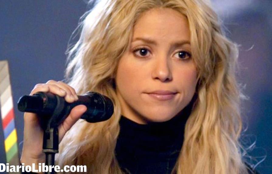 De la Rúa demanda a Shakira