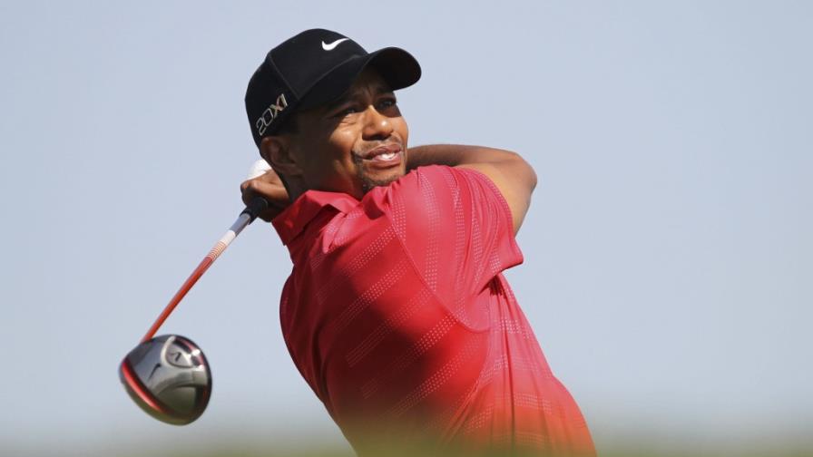 Tiger Woods no aguantó la presión y la victoria fue para el inglés Rock