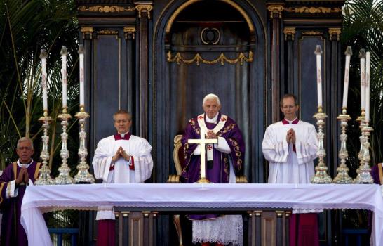 Benedicto XVI dice en La Habana que Cuba y el mundo necesitan cambios