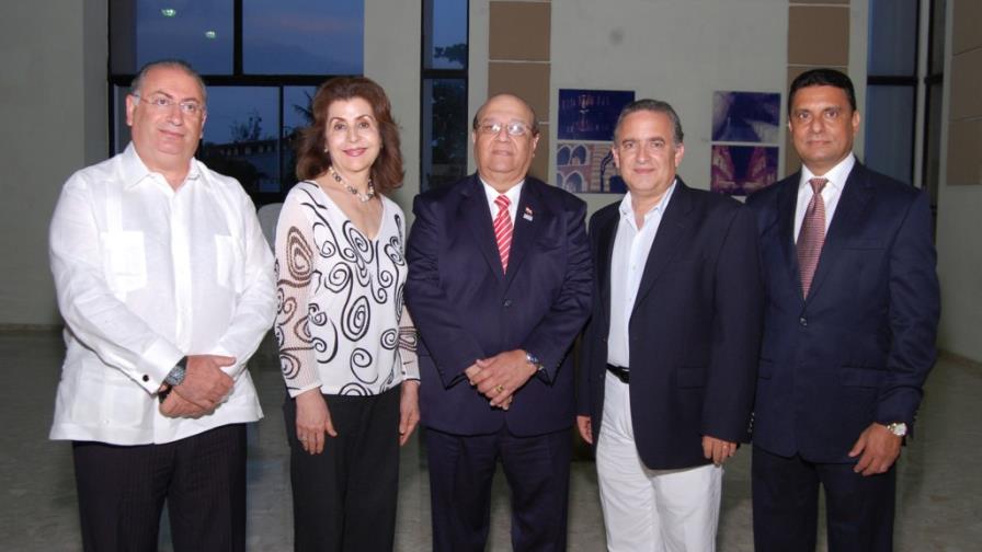 Club Libanés abre la galería de pasados presidentes