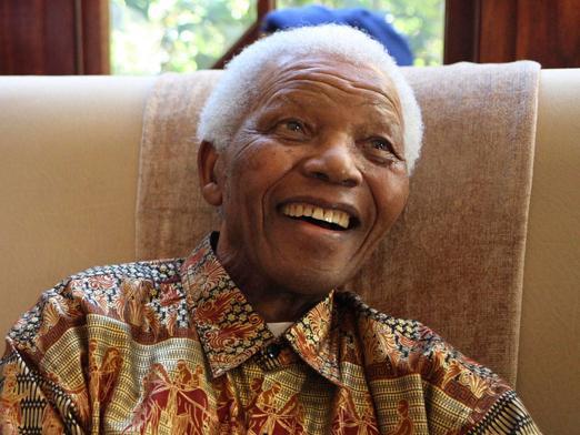 Mandela regresará a su pueblo natal por tiempo indefinido
