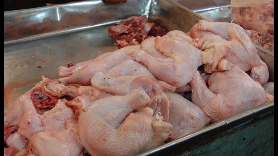 Oficializan precio del pollo a RD$46.00