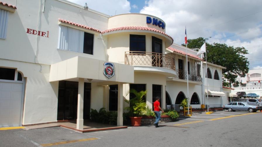 DNCD apresa cinco hombres en medio de supuesta transacción de droga