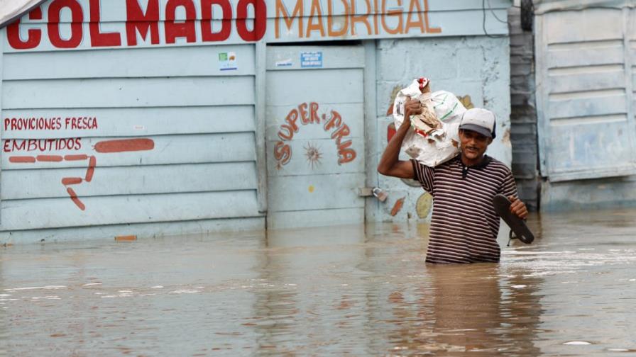 Mantienen alerta roja para nueve provincias