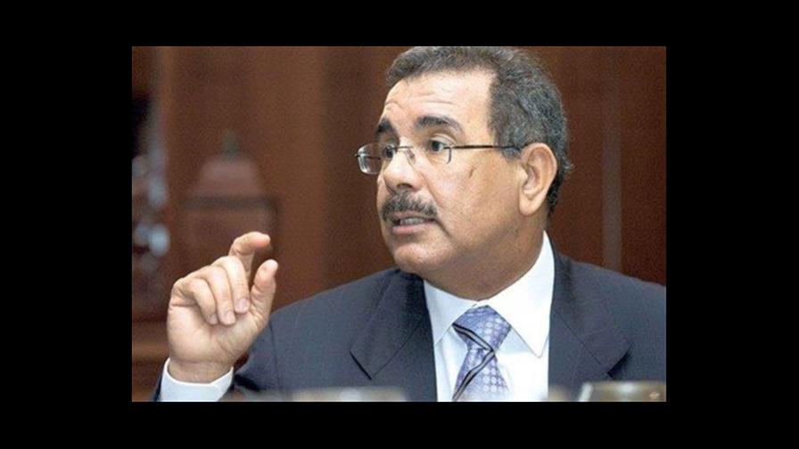 Danilo pide a funcionarios no ratificados continuar con sus labores normales