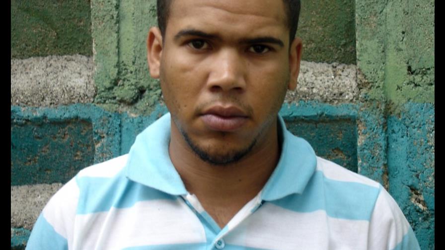 Apresan vigilante acusado de robar en Banco Santa Cruz de Santiago