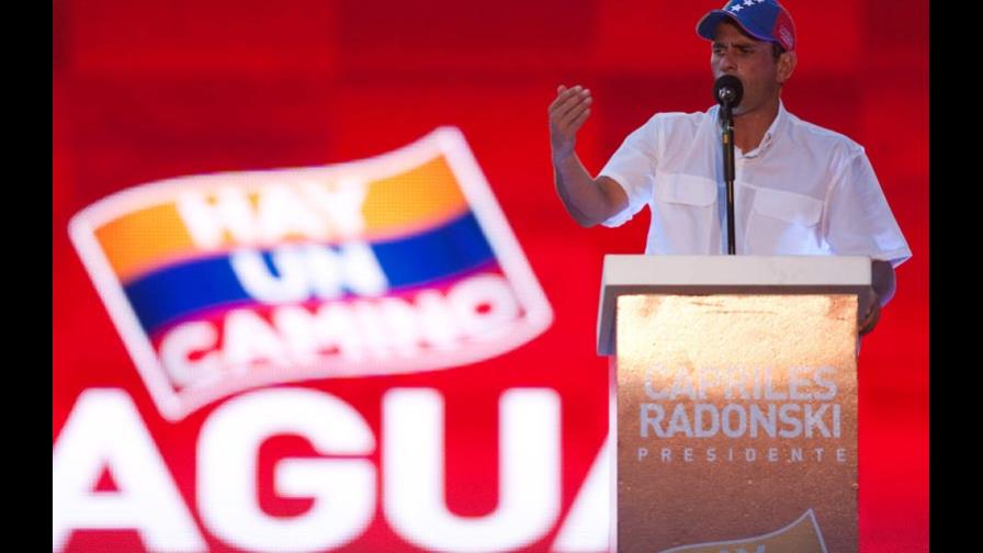 Capriles jura cumplir las promesas incumplidas por Chávez
