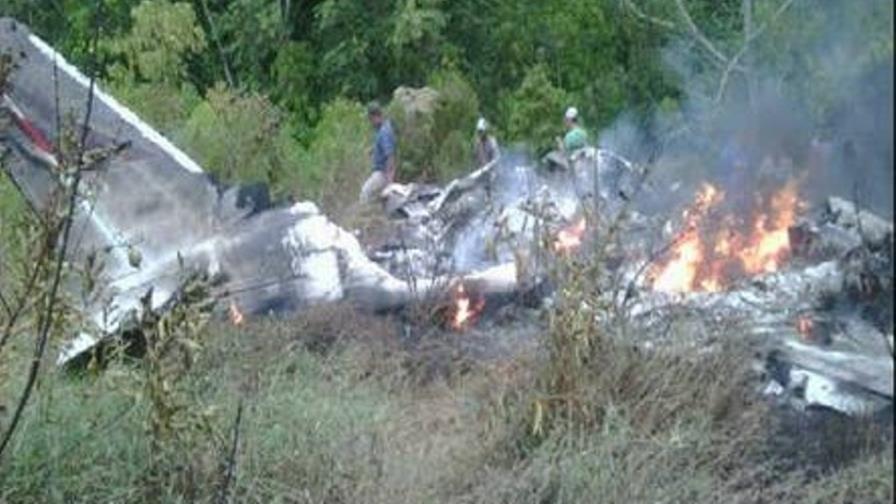 Acordonan área donde se accidentó avioneta en Constanza