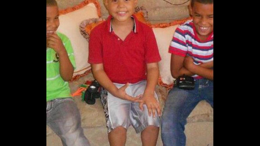 Piden ayuda para tratar leucemia a niño de 7 años