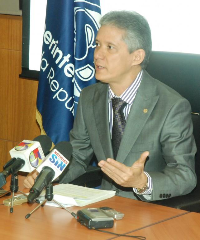 Ng Cortiñas renunció a la pensión de RD$651 mil otorgada por la Superintendencia de Bancos