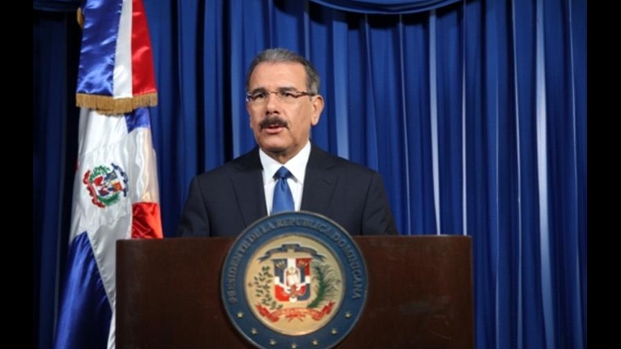 Danilo convoca sectores construcción y financiero para levantar viviendas económicas Danilo convoca sectores construcción y financiero para levantar viviendas económicas