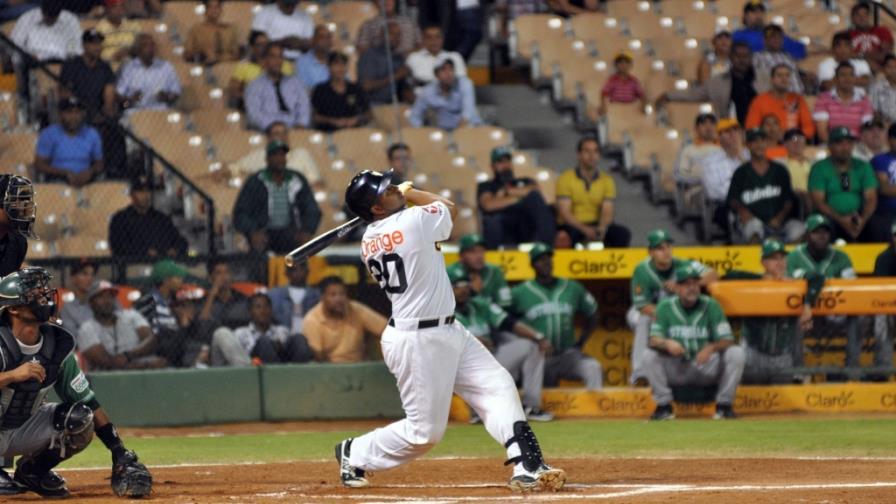 Escogido derrota a los Gigantes y las Águilas a las Estrellas