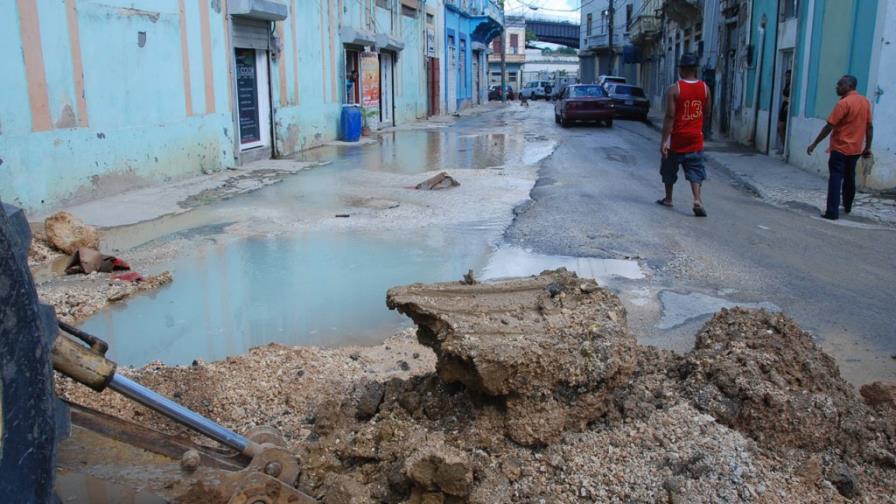 Barrio Santa Bárbara está hecho un total desastre