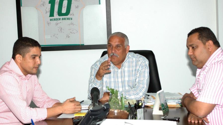 Acuerdan fomentar básquet en escuelas Acuerdan fomentar básquet en escuelas