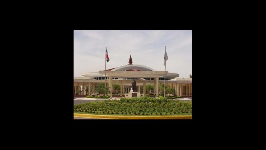 La UASD gradúa 235 nuevos profesionales en recinto de Nagua La UASD gradúa 235 nuevos profesionales en recinto de Nagua