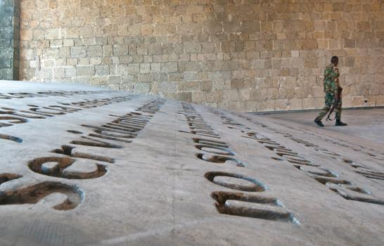 Monumento a Fray Antón de Montesinos A punto de salir de su letargo