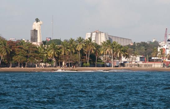 Montesinos, Malecón, y Ciudad Montesinos, Malecón, y Ciudad