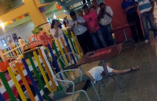 Grupo de niños y adultos vio el asesinato en Bella Vista Mall