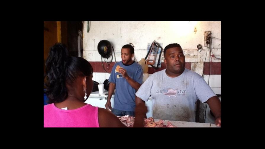 Productores y Pro Consumidor acuerdan vender la libra de pollo a no más de 43 pesos