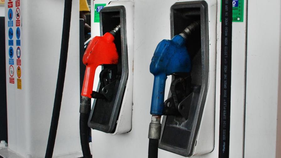 Gasolina premium sube $14.08 desde diciembre
