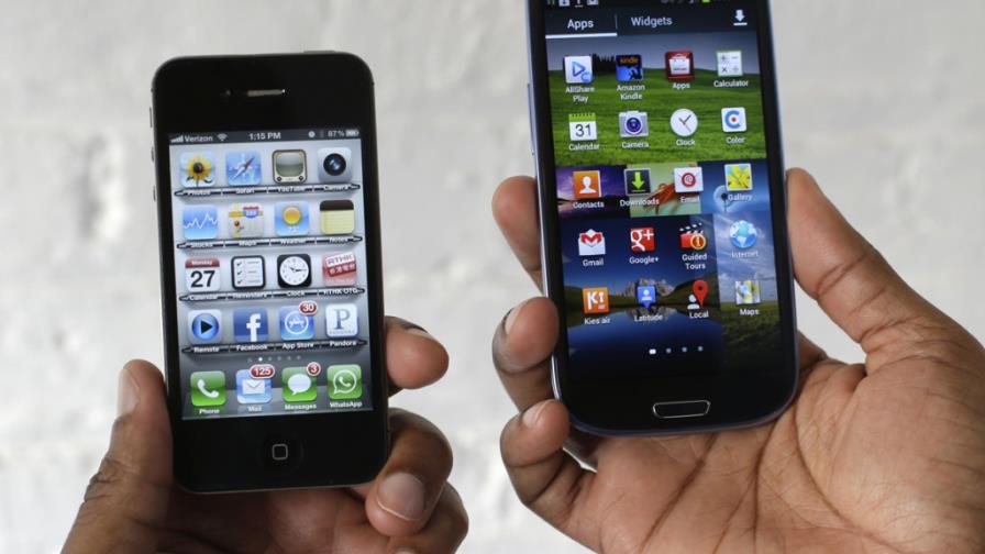 Apple pide a juez sacar del mercado ocho productos de Samsung