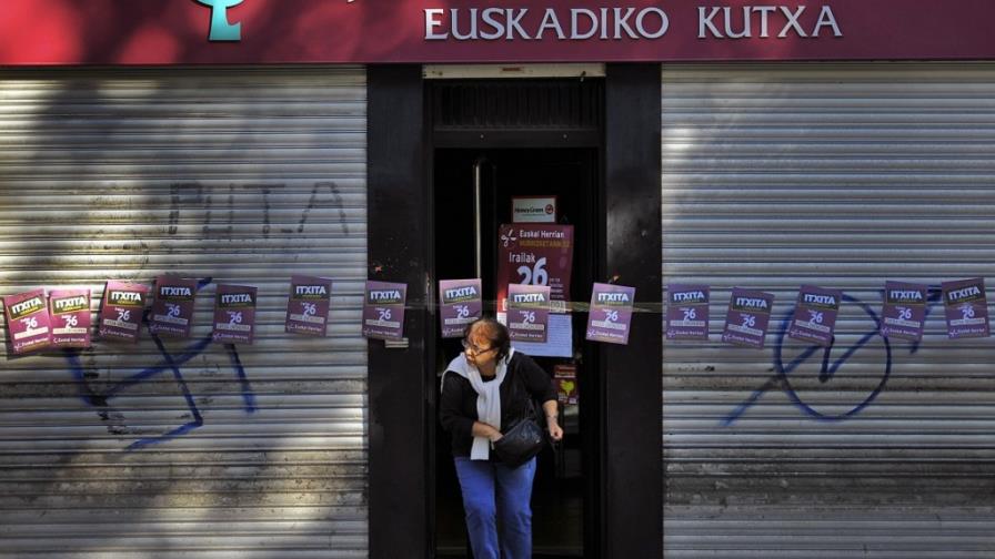 Bancos españoles necesitan 76,300 millones Bancos españoles necesitan 76,300 millones
