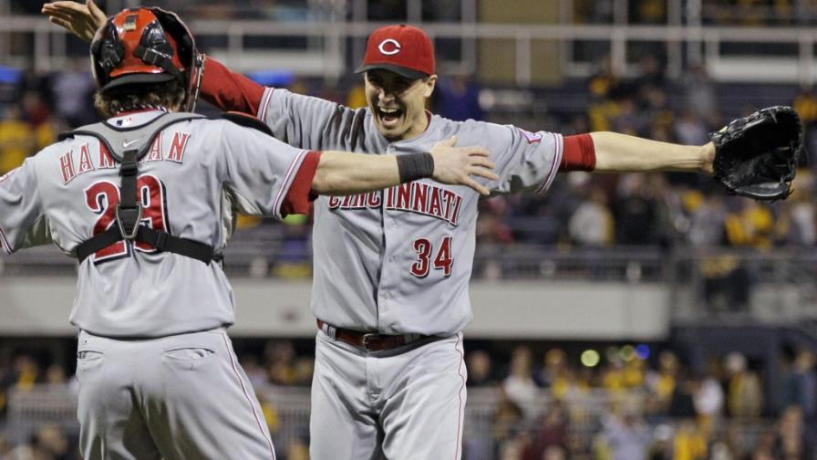 Homer Bailey lanzó partido sin hit y se iguala marca en un año