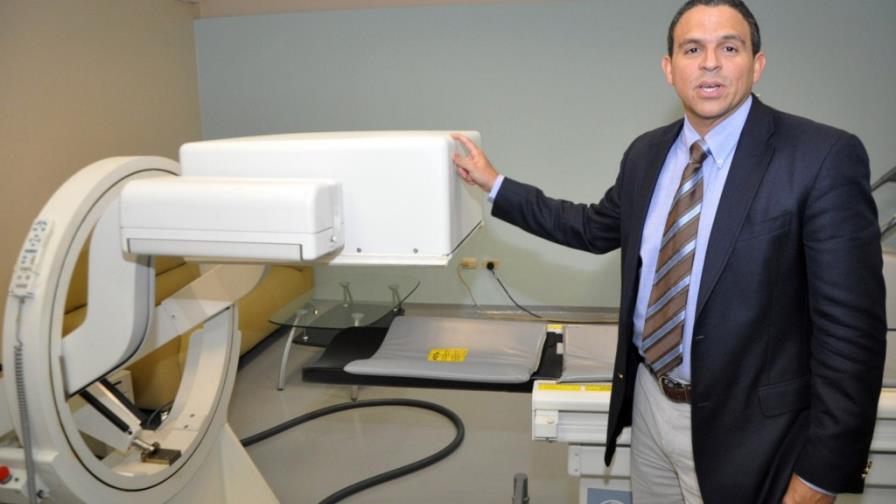 Médico nuclear dice tomografía por emisión de positrones sería gran paso de avance en RD