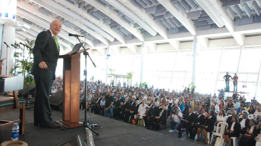 Celebran los 90 años de iglesia evangélica en RD Celebran los 90 años de iglesia evangélica en RD