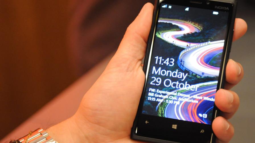 Microsoft convierte en algo personal la pugna por el mercado del smartphone Microsoft convierte en algo personal la pugna por el mercado del smartphone