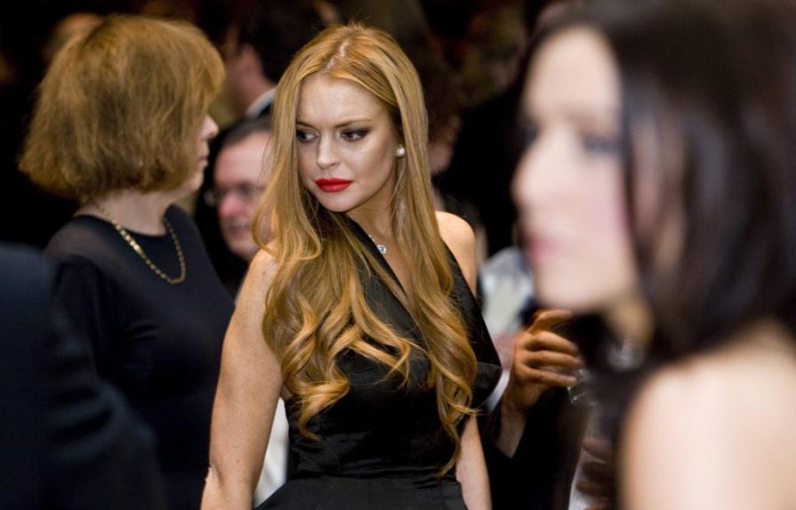 Lindsay Lohan, detenida y acusada por golpear a una mujer en un club